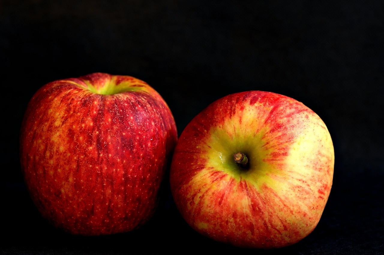 Fuji Apple